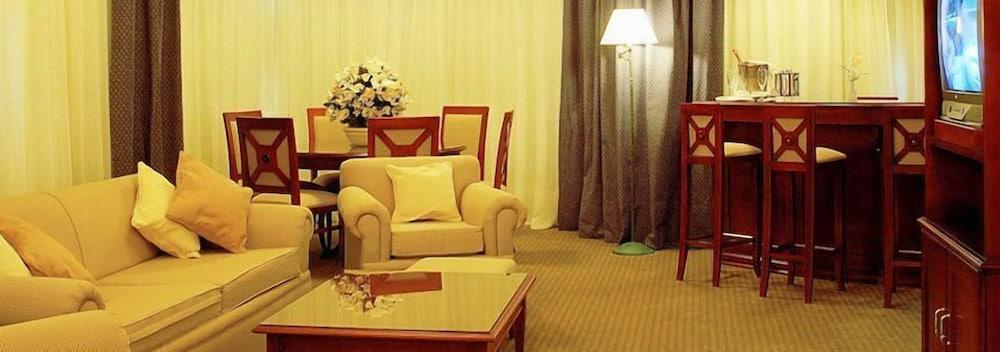 Epic Hotel 비야 메르세데스 외부 사진