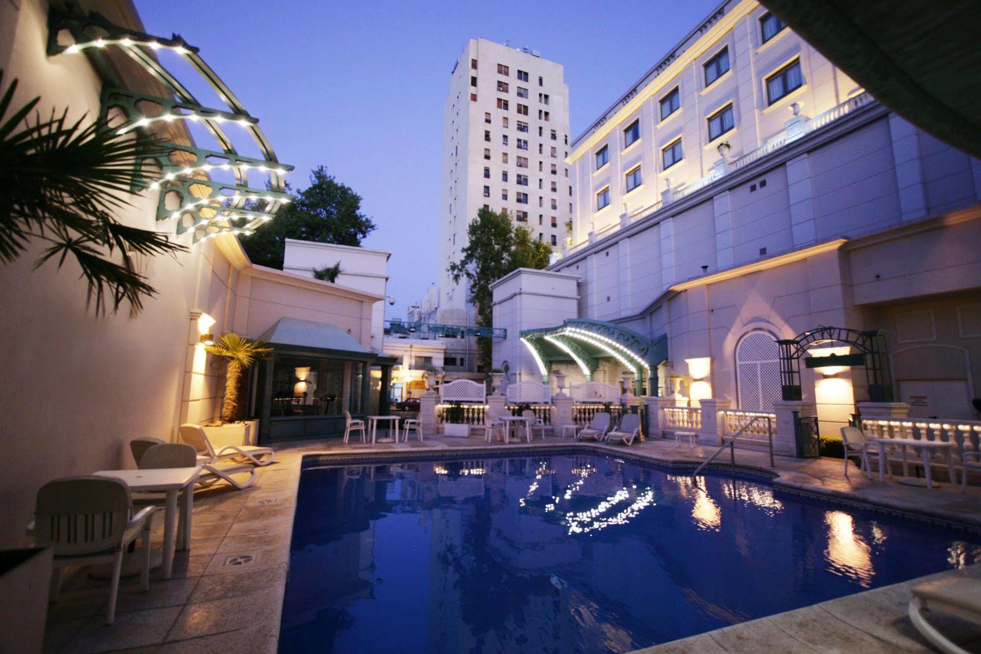 Epic Hotel 비야 메르세데스 외부 사진